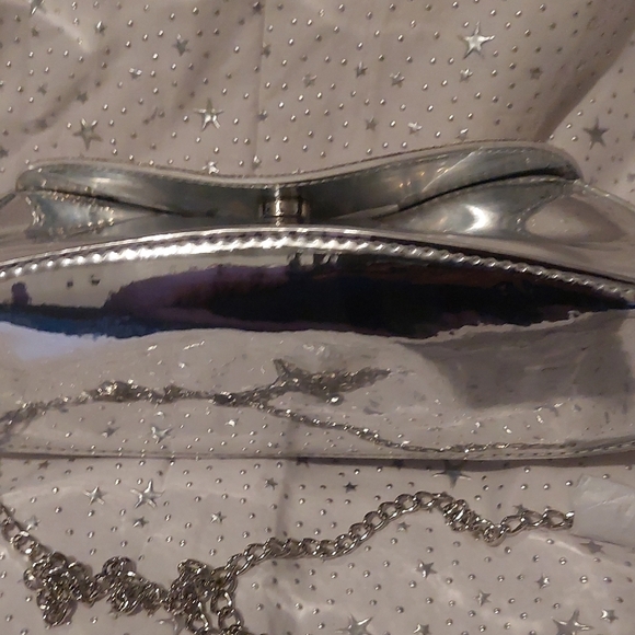 Nina Crystal Flap Mirror Metallic Patent Clutch Bag - Silver - Picture 5 of 8
